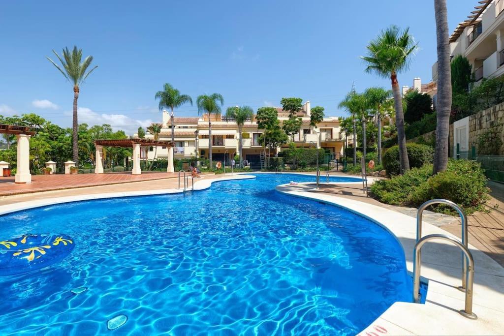Apartment Renovated In 2024 - With Pool And Parking Marbella