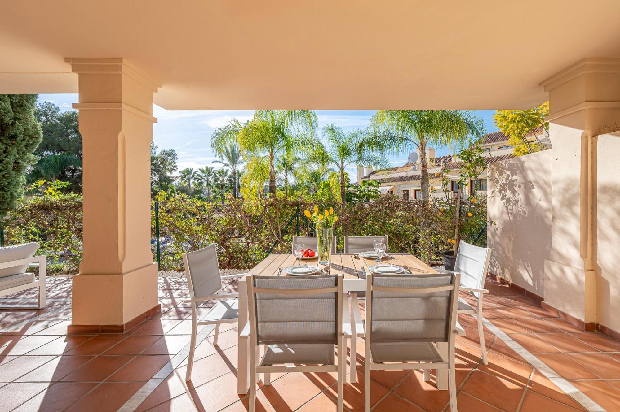 Apartment Renovated In 2024 - With Pool And Parking Marbella