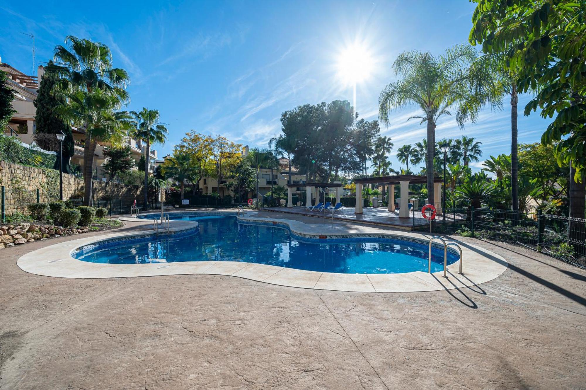 Apartment Renovated In 2024 - With Pool And Parking